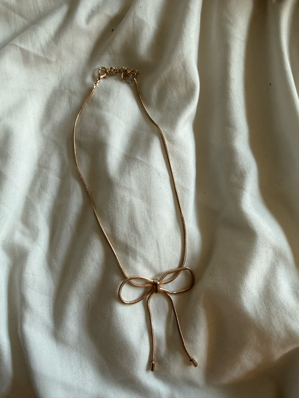 Delicate Bow Pendant Necklace - Gold Tone